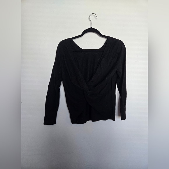 Victoria's Secret Sport Black Twist Back Sweater - Picture 2 of 5
